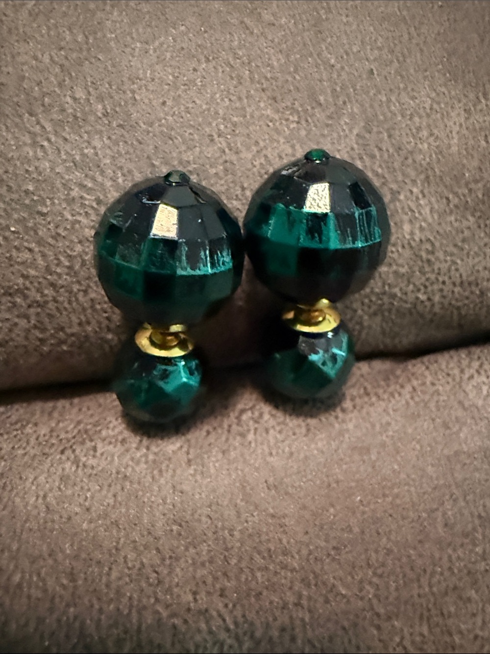 Sassy Jones Bow Pendant Green Beaded Bracelet Set - Green double studs & ring - Picture 2 of 5